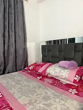 kem hott online show from November 2025 04:55:01 AM