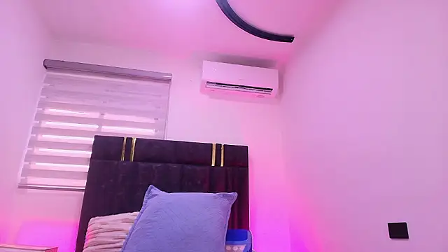 lay navas online show from March 2026 07:19:01 PM