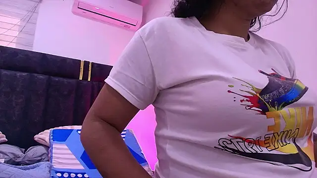 lay navas online show from February 2026 07:14:02 PM