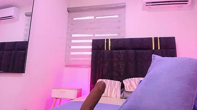 lay navas online show from February 2026 07:16:02 PM