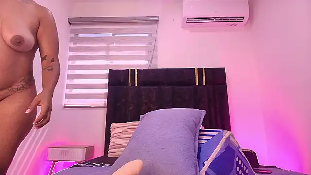 lay navas online show from February 2026 07:11:01 PM