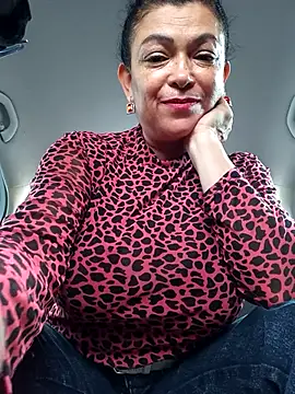Snapshot of Friendly_2024 chatting on February 2025 07:27:02 PM Friendly 2024 online show from February 2025 07:27:02 PM