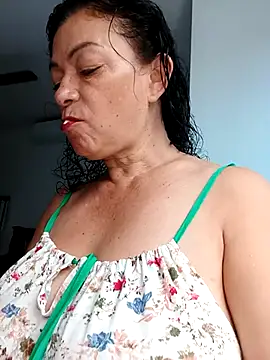 Friendly 2024 online show from January 2026 12:41:02 PM