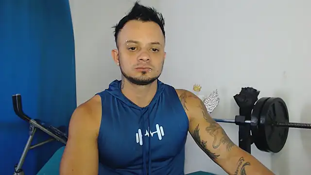 JacobJamess online show from November 2025 04:50:02 PM