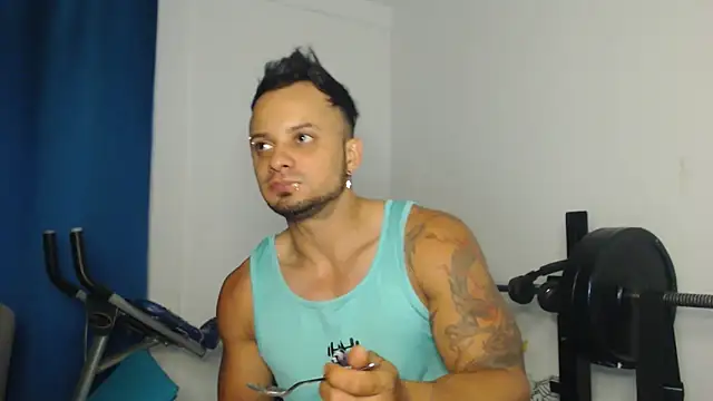 JacobJamess online show from November 2025 01:33:02 AM