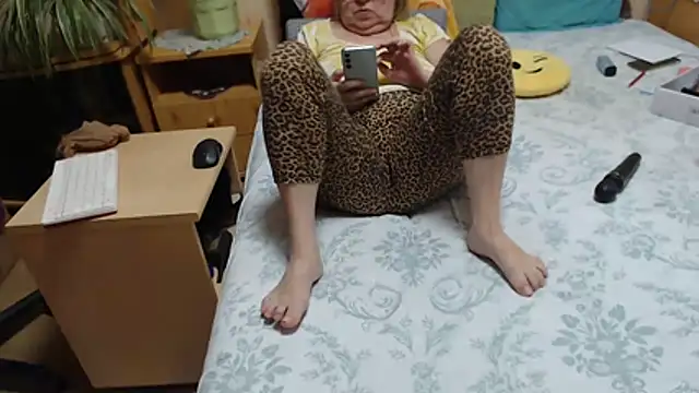 Margaret-milf online show from February 2026 09:03:01 PM