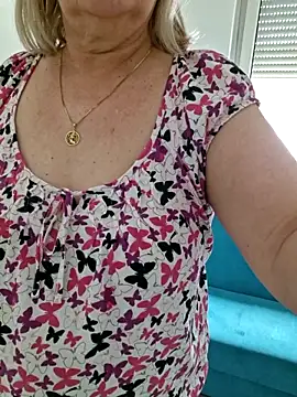 Snapshot of Margaret-milf chatting on May 2026 08:49:01 AM Margaret-milf online show from May 2026 08:49:01 AM