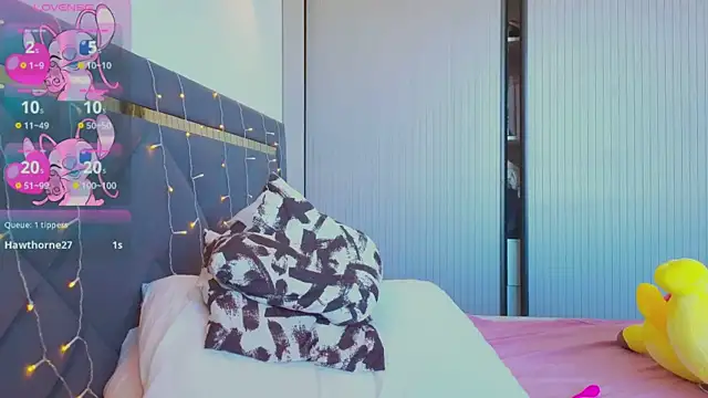 Snapshot of Mia_Tin chatting on March 2025 08:50:02 AM Mia Tin online show from March 2025 08:50:02 AM