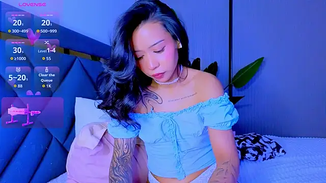 Mia Tin online show from March 2026 07:23:02 PM