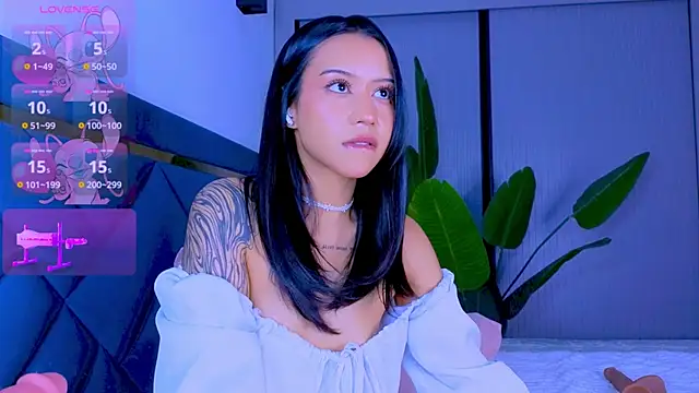 Mia Tin online show from April 2026 05:14:02 PM