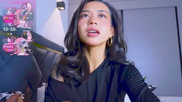 Snapshot of Mia_Tin chatting on November 2025 03:38:02 PM Mia Tin online show from November 2025 03:38:02 PM