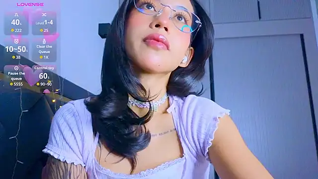 Mia Tin online show from January 2026 11:39:02 AM