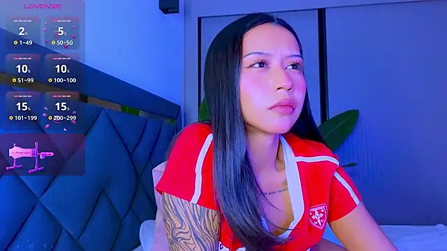 Mia Tin online show from May 2026 06:01:02 PM