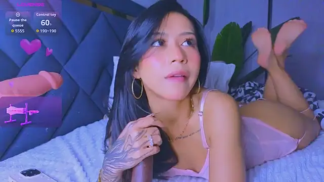 Mia Tin online show from March 2026 06:08:02 PM