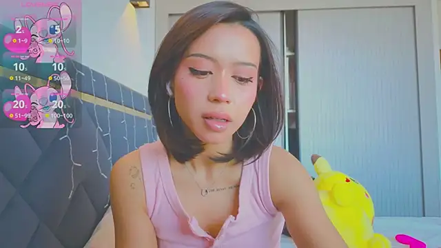 Snapshot of Mia_Tin chatting on March 2025 06:48:02 AM Mia Tin online show from March 2025 06:48:02 AM