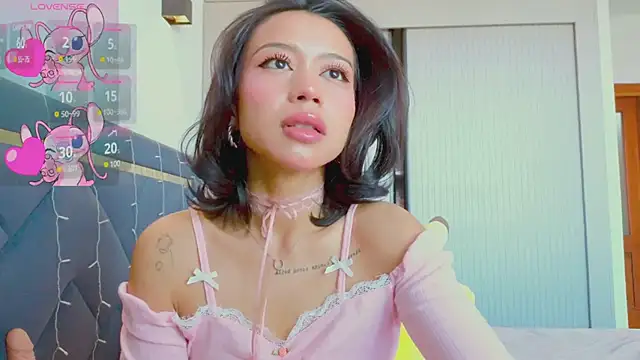 Snapshot of Mia_Tin chatting on March 2025 05:43:02 AM Mia Tin online show from March 2025 05:43:02 AM