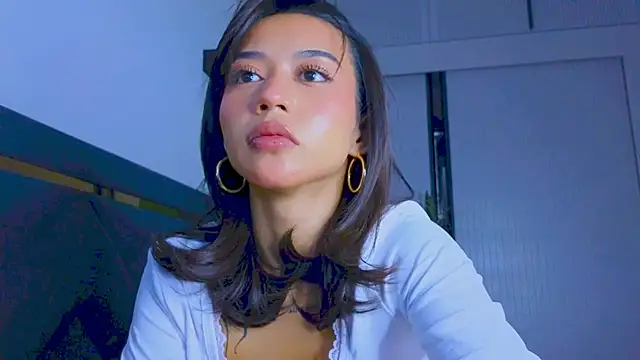 Snapshot of Mia_Tin chatting on September 2025 01:38:02 PM Mia Tin online show from September 2025 01:38:02 PM