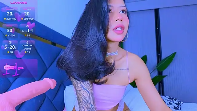 Mia Tin online show from March 2026 04:28:02 PM