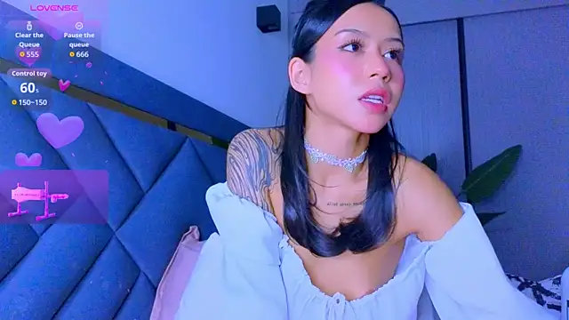 Mia Tin online show from March 2026 06:12:02 PM