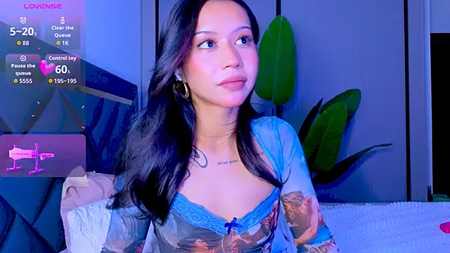 Snapshot of Mia_Tin chatting on June 2026 04:34:02 PM Mia Tin online show from June 2026 04:34:02 PM
