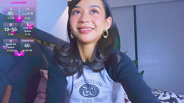 Snapshot of Mia_Tin chatting on October 2025 04:05:01 PM Mia Tin online show from October 2025 04:05:01 PM