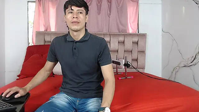 Snapshot of Sexytaty2022 chatting on April 2026 12:56:01 PM Sexytaty2022 online show from April 2026 12:56:01 PM