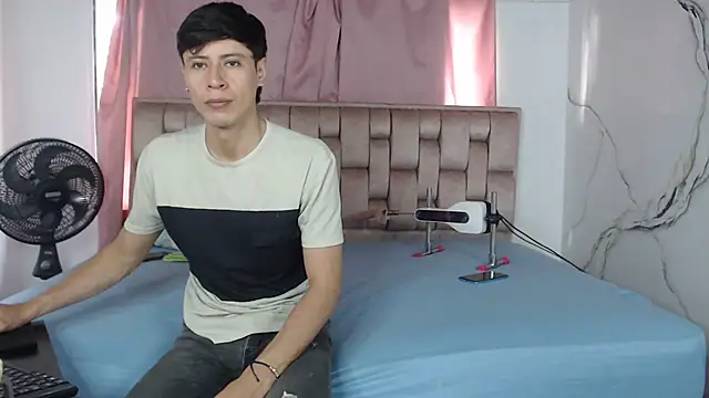 Sexytaty2022 online show from January 2026 01:26:01 PM