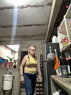 Snapshot of Sexytaty2022 chatting on May 2026 12:22:01 PM Sexytaty2022 online show from May 2026 12:22:01 PM