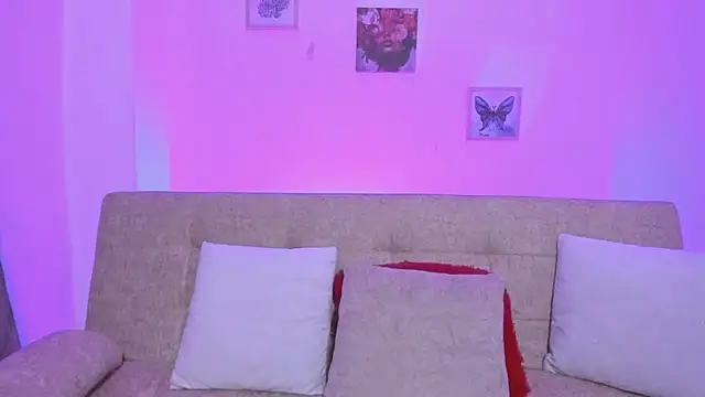 BUUNNY BELLA online show from June 2026 03:25:02 AM