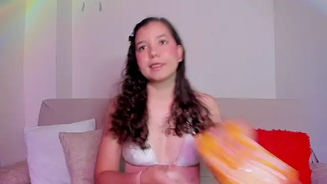 BUUNNY BELLA online show from April 2026 07:10:02 PM