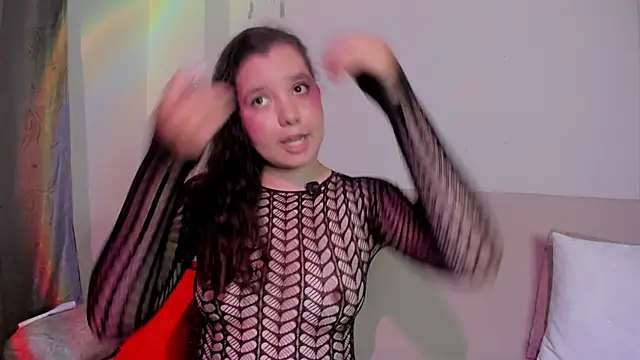 BUUNNY BELLA online show from May 2026 07:17:01 PM