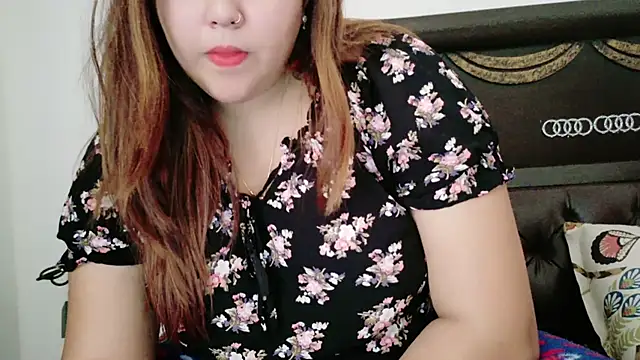 Snapshot of Alisha__Arora chatting on February 2025 09:34:02 AM Alisha Arora online show from February 2025 09:34:02 AM