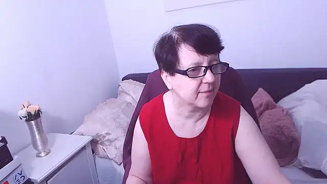 ChristaRose online show from November 2025 01:43:02 PM