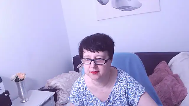 Snapshot of ChristaRose chatting on October 2025 12:01:01 AM ChristaRose online show from October 2025 12:01:01 AM