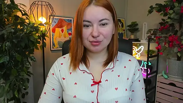 LAYLAxSTAR online show from November 2025 07:23:01 AM