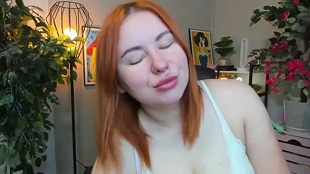 LAYLAxSTAR online show from November 2025 07:35:02 AM