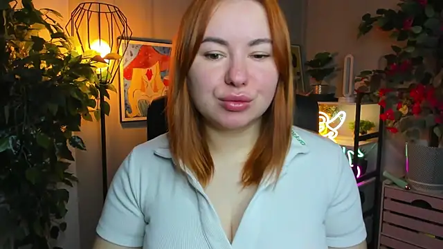 LAYLAxSTAR online show from November 2025 07:34:01 AM