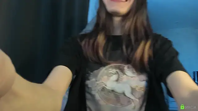 Courtney Luv online show from March 2026 11:07:01 AM