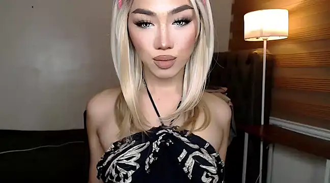 Local Hoelyx online show from March 2025 07:21:02 AM