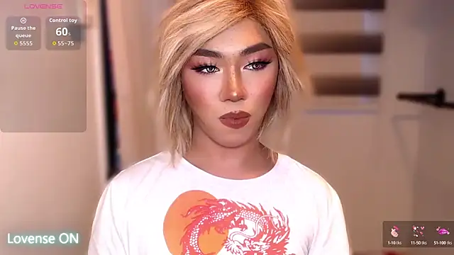 Local Hoelyx online show from October 2025 06:03:02 AM