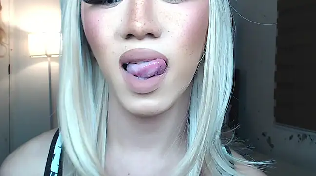 Local Hoelyx online show from March 2025 12:25:01 PM