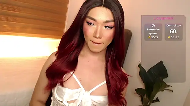 Local Hoelyx online show from September 2025 07:02:01 PM