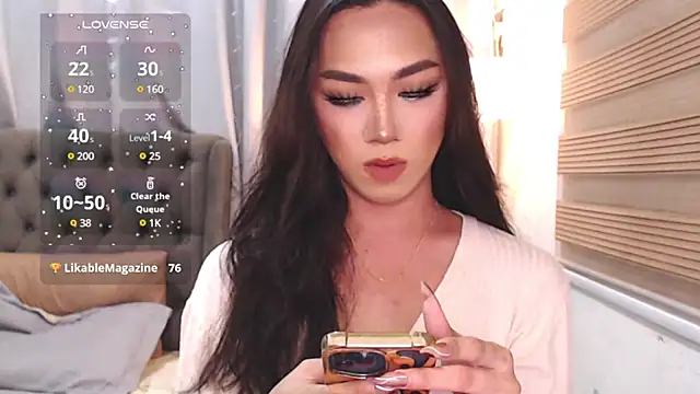 Local Hoelyx online show from January 2025 06:47:01 PM