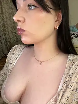 HellMoor online show from November 2025 06:00:02 PM