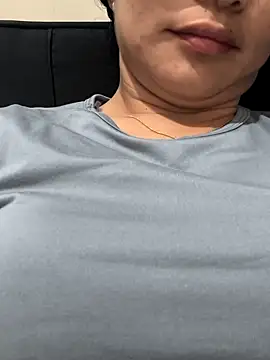 angel pussie online show from November 2025 03:33:02 AM