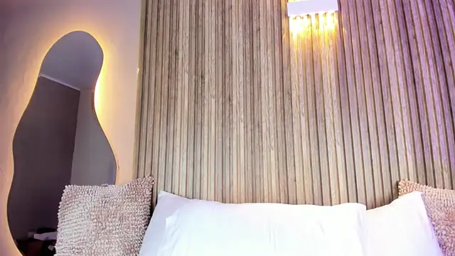 AnaisClark online show from February 2026 11:23:02 AM