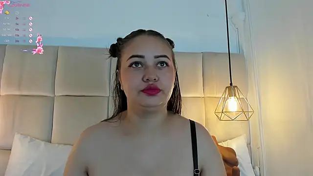 Snapshot of AnaisClark chatting on February 2025 11:28:02 AM AnaisClark online show from February 2025 11:28:02 AM