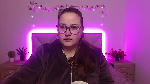 Snapshot of XX_Daniella_XX chatting on April 2026 06:31:01 AM XX Daniella XX online show from April 2026 06:31:01 AM