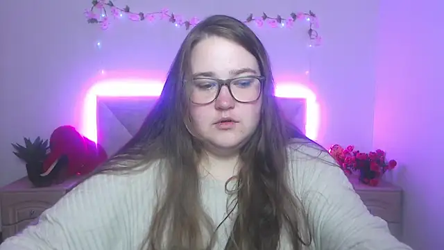 Snapshot of XX_Daniella_XX chatting on April 2026 06:42:02 AM XX Daniella XX online show from April 2026 06:42:02 AM