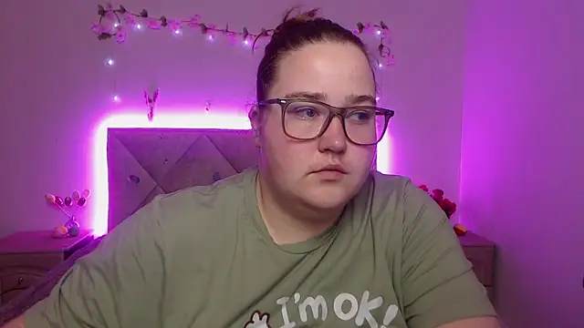 Snapshot of XX_Daniella_XX chatting on April 2026 06:14:02 PM XX Daniella XX online show from April 2026 06:14:02 PM